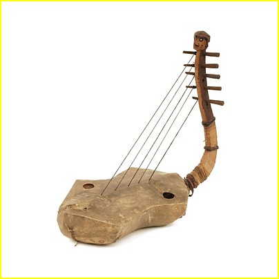 Harpe gyptienne anthropomorphe