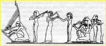 Une harpiste, une luthiste et une joueuse de tambourin quadrangulaire jouant pour Tahoser, et sous le contrle de deux chironomes. XVIIIe dynastie.