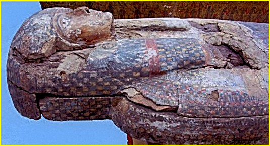 Sarcophage de Tanetchedmout. N 2612 - Muse du Louvre.